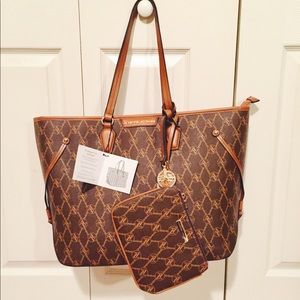 Adrienne Vittadini, large Bag